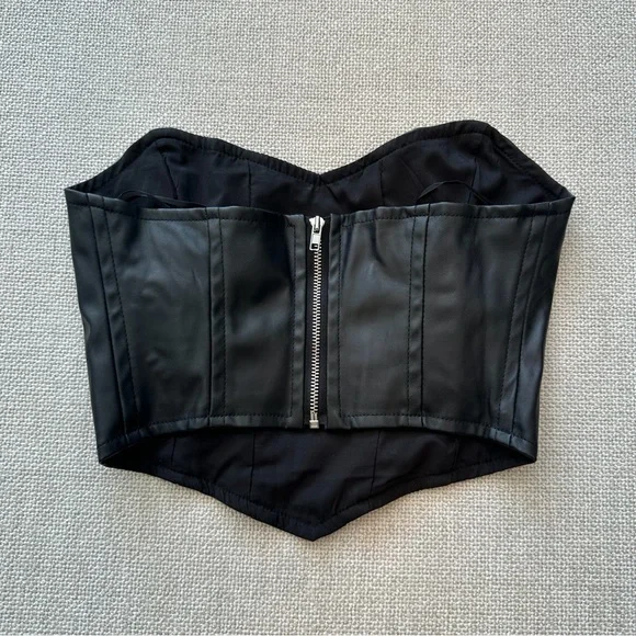 Princess Polly Leather Black Bustier Top - Picture 3 of 4